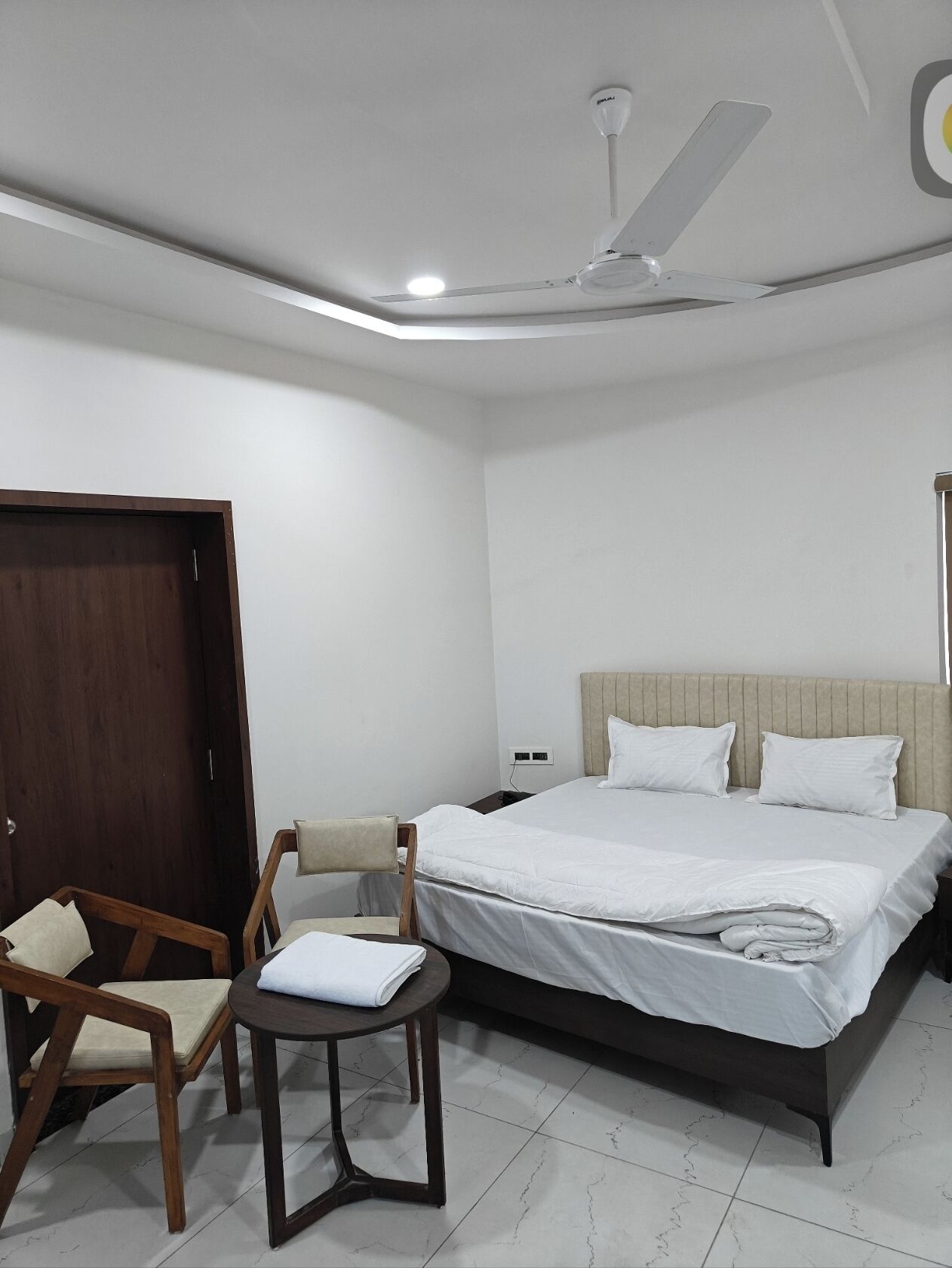 Wifi gratis y ropa de cama 