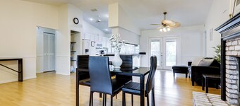 6 Mi to St Lucie River: Family Home w/ Patio!