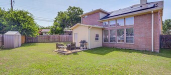 3 Mi to Dfw: Pet-friendly Euless Home