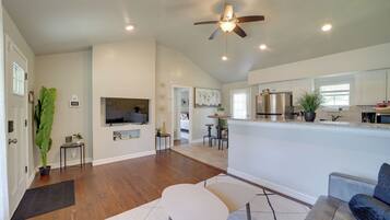 Nhà (2 Bedrooms) | Nội thất