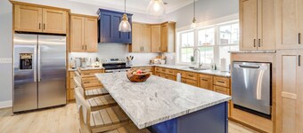 Newly Built Home w/ Panoramic Views in Jefferson!
