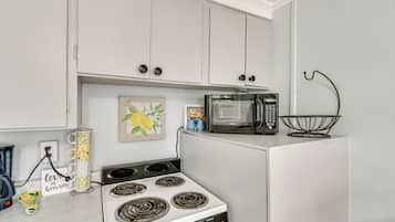 Apartment (0 Bedroom) | Bahagian dalam