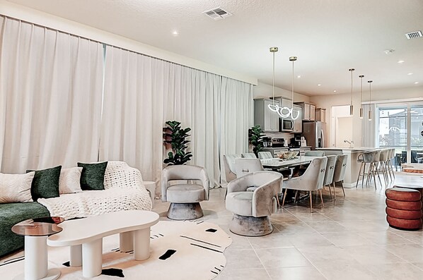 House | 5 bedrooms, Internet