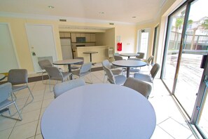 Apartment | 2 bedrooms, Internet