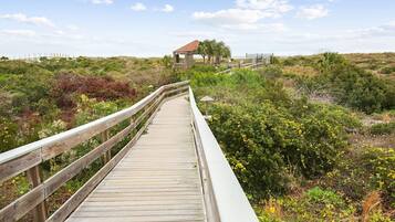 Apartment | 2 bedrooms, Internet