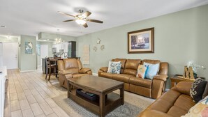 Apartment | High-speed internet - New Rental Free Tickets on Short Stays (St. Augustine)