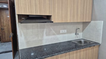 TV de tela plana 32 polegadas com canais via satélite