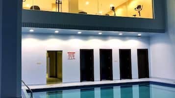 Piscine couverte
