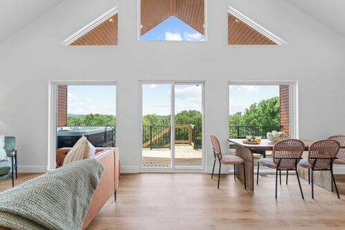 Lake Escape/Private Pool/Hot tub/Thunder Ridge/Branson