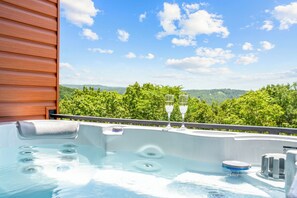 Bain à remous extérieur
