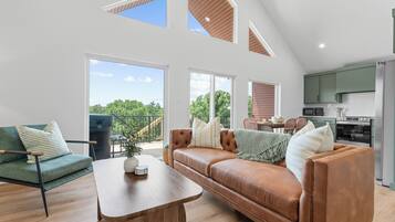 Televisie en een open haard