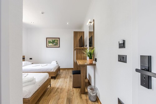 Bliss Double Room in Gjirokast r