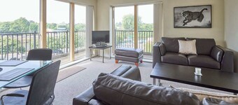 Host & Stay | Newport House Apartment