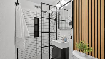 House, 3 Bedrooms | Bathroom | Towels, shampoo