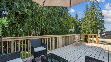 House, 6 Bedrooms | Terrace/patio