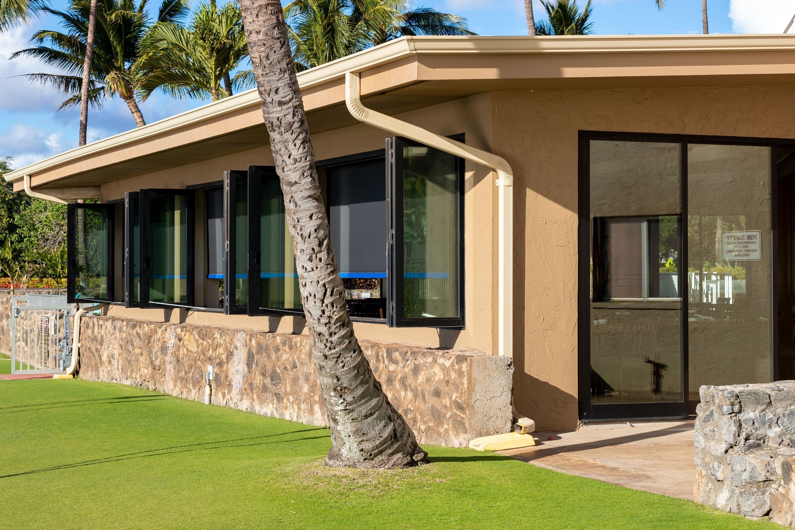 Condo, 2 Bedrooms | Exterior