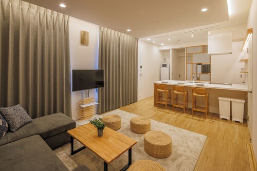 TOKYO SKY SUITE HOTEL