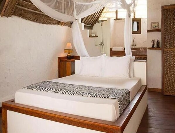 Luxury Single Room, Smoking, Beach View