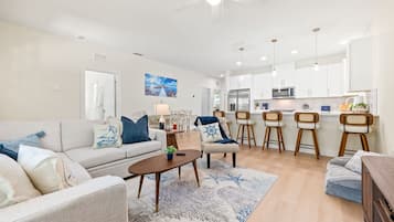 TV connectée, jeux vidéo, lecteur de DVD, livres