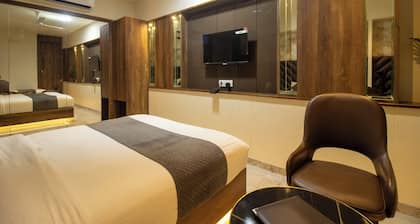 Hotel Ratna Paradise