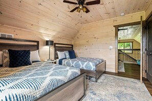 3 bedrooms, desk, iron/ironing board, travel crib