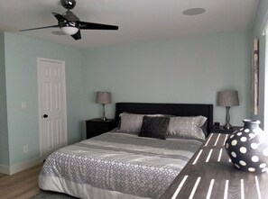 3 bedrooms, iron/ironing board, WiFi, bed sheets - Fantastic 3-bedroom house with AC in sunny San Diego (San Diego)