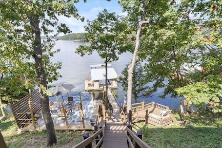 Property grounds. Waterfront Home with Bunkhouse