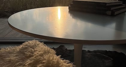 Modern Cabin 2 with AC in charming Paradise Valley with stunning views