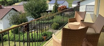 Spacious vacation apartment with balcony, fireplace & garden - near Lake Constance & Rhine Falls