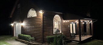 Ride or Drive the "Tail of the Dragon"-Smoky Mountain Cabin