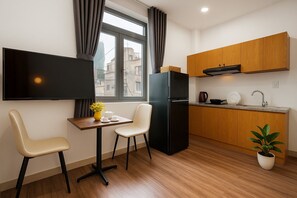 Bureau, rideaux occultants, chambres insonorisées, Wi-Fi gratuit