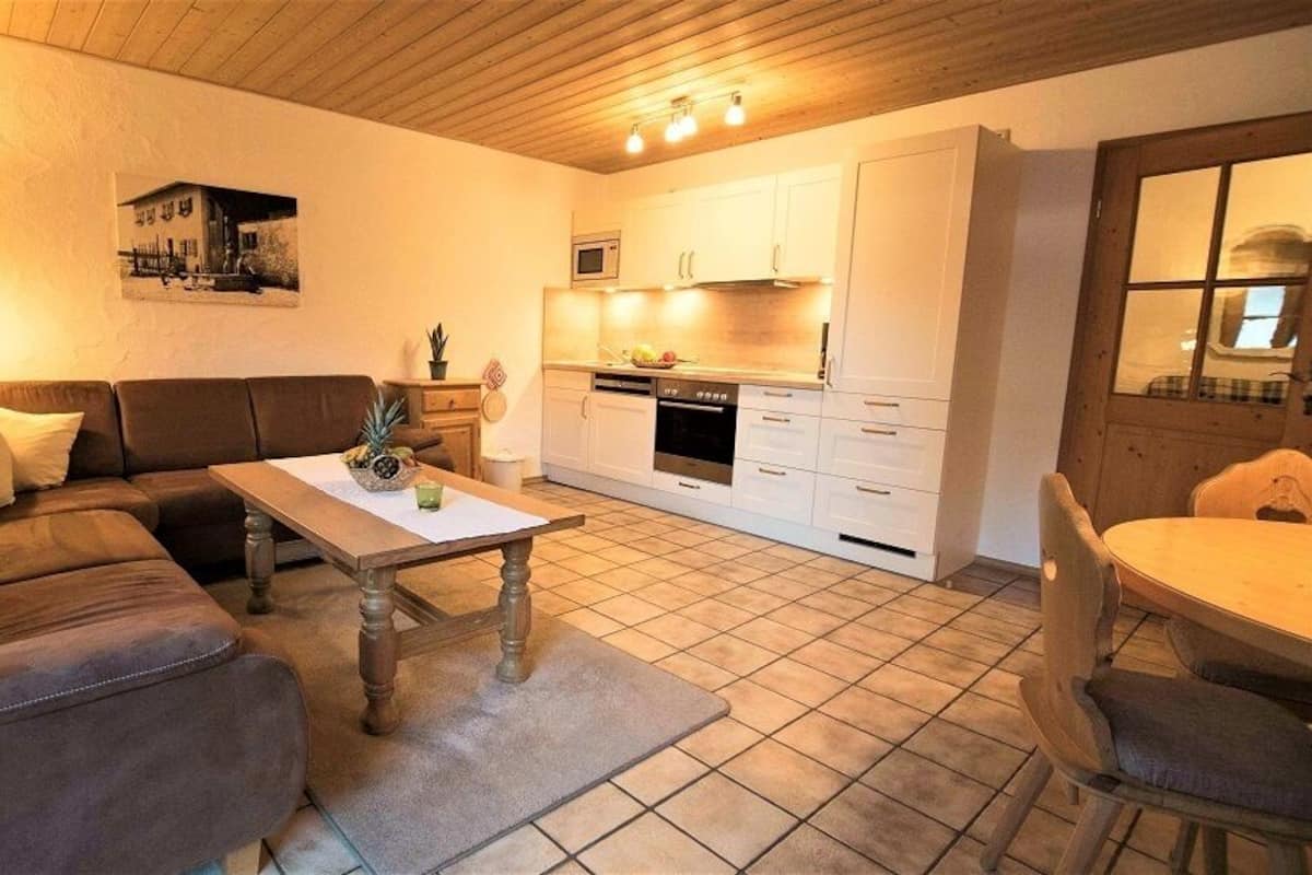 Appartement, 1 chambre, cuisine, vue jardin | Coin séjour