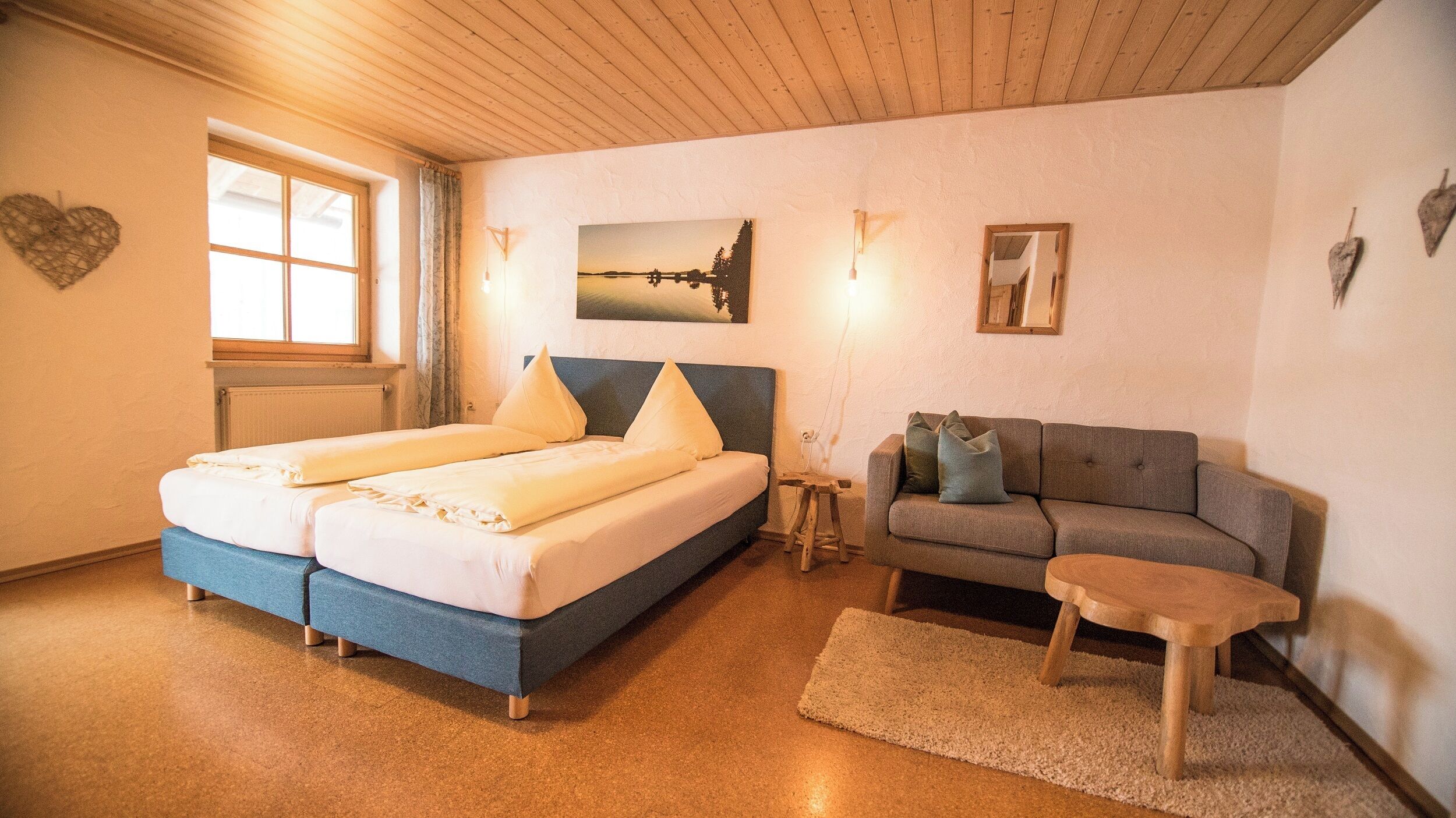 公寓, 3 间卧室, 厨房, 湖景 | 防过敏的被褥、客房内保险箱、遮光窗帘、熨斗/熨板