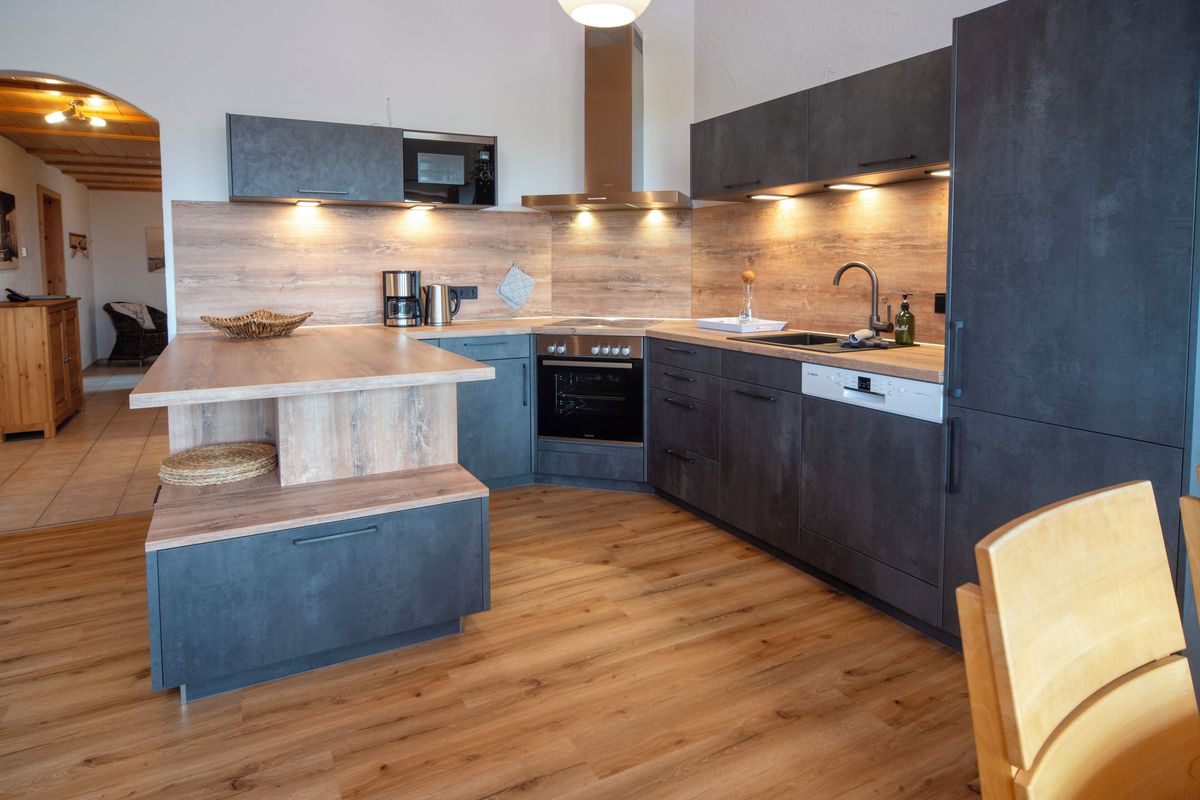 Apartamento, 2 habitaciones, vistas al jardín | Cocina privada | Frigorífico, microondas, horno y placa de cocina