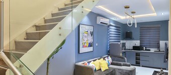 The Retro-Loft: 1-bedroom loft apartment in Lekki phase 1