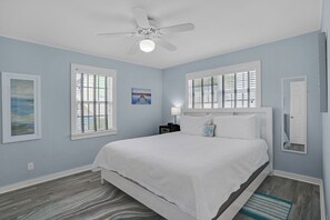 2 多间卧室、熨斗/熨衣板、免费 WiFi、床单