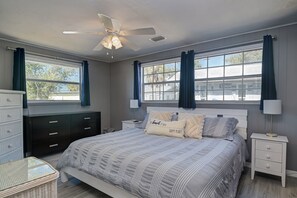 4 bedrooms, Internet, bed sheets - ☀️ Private pool - Pet Friendly - Eucalyptus A ☀️ (Fort Myers Beach)