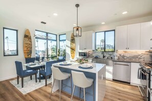 Fridge, microwave, oven, stovetop - Ocean View Roof Deck - Walk to the Beach & Pier! (Oceanside)