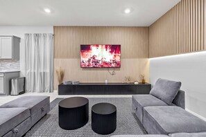 Fernseher, Kamin, Videospiele