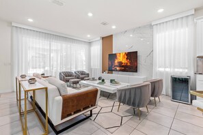 TV