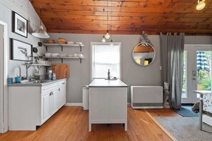 Douche, sèche-cheveux