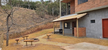 Apartment | Outdoor dining