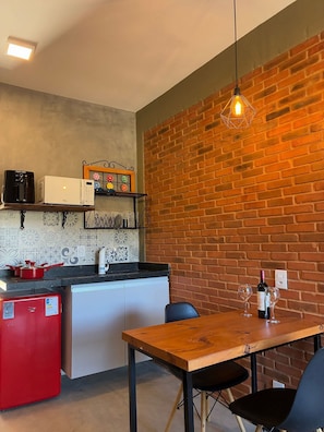 Apartment | Dining