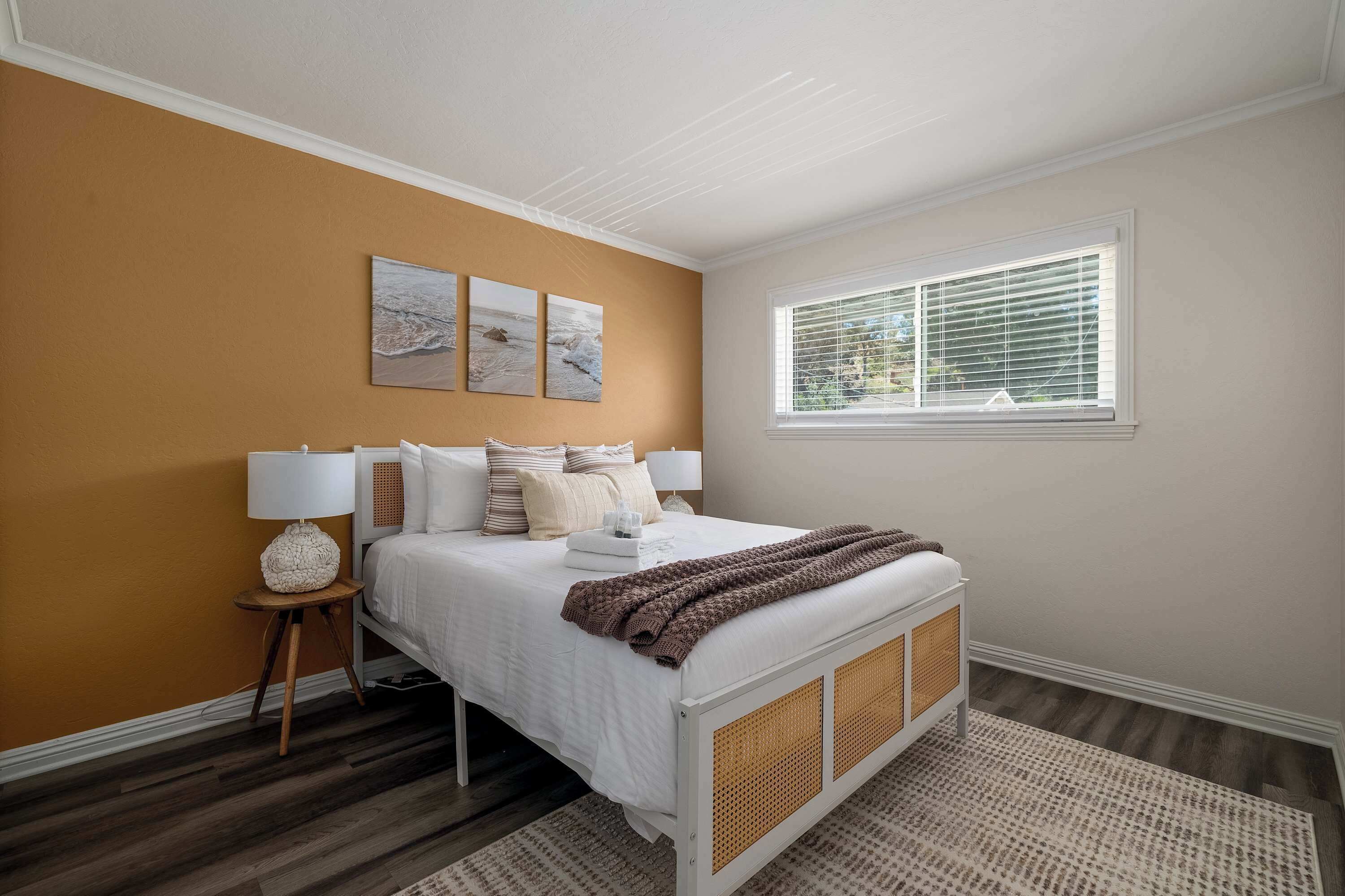 5 habitaciones, tabla de planchar con plancha, wifi y ropa de cama 