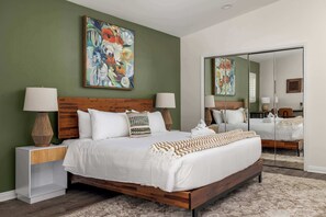 5 Schlafzimmer, Bügeleisen/Bügelbrett, WLAN, Bettwäsche
