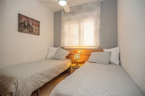 2 bedrooms, iron/ironing board, WiFi, bed sheets