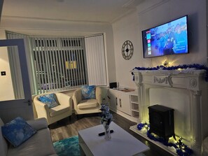 TV, fireplace, offices