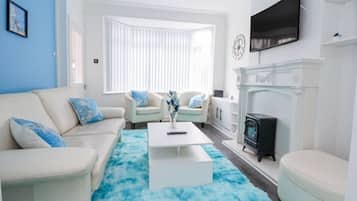 TV, fireplace, offices