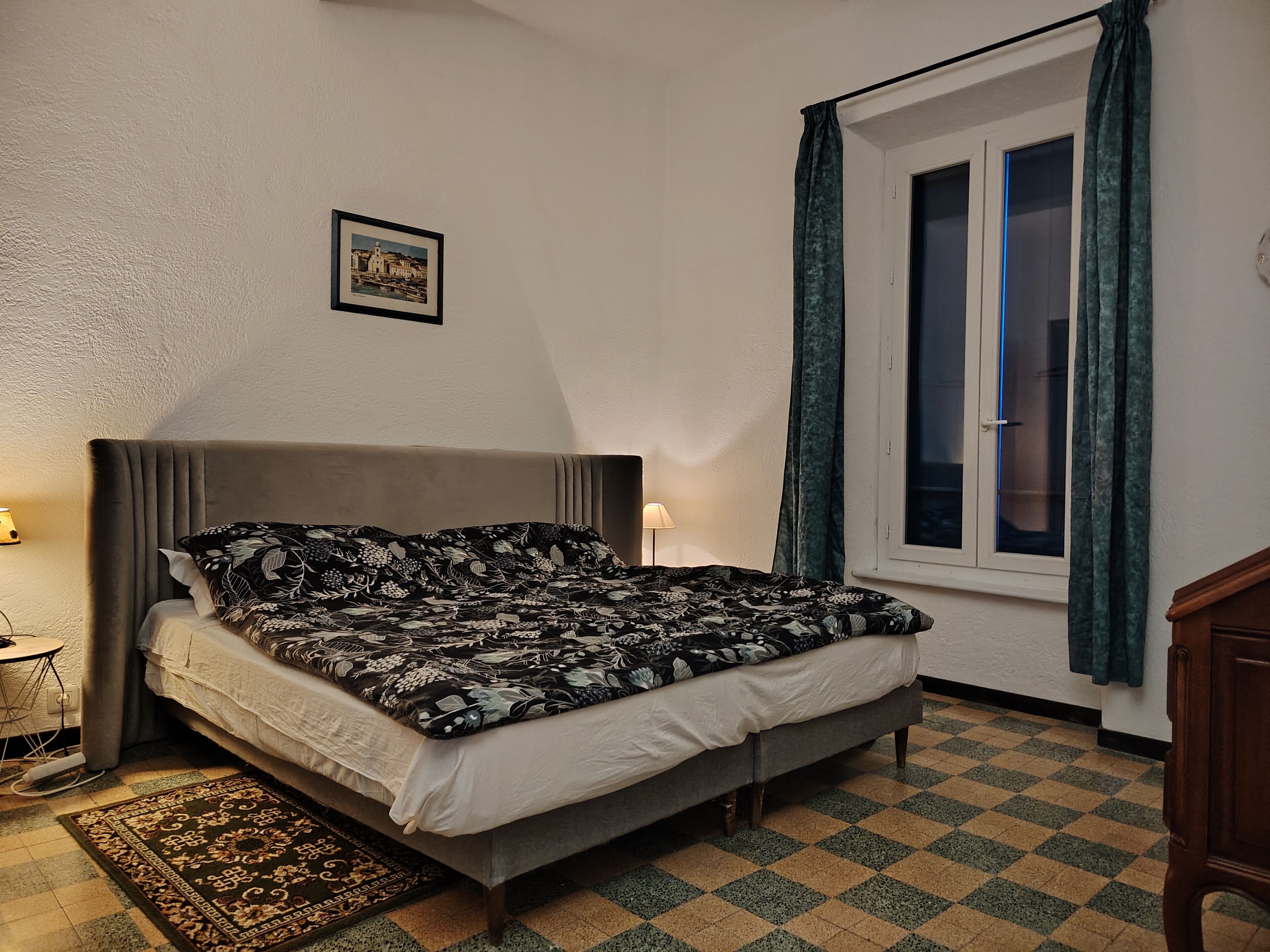 2 chambres, bureau, fer et planche à repasser, Wi-Fi gratuit