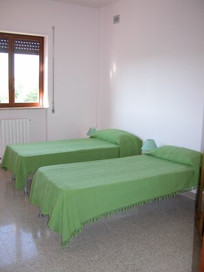 3 bedrooms, iron/ironing board, WiFi